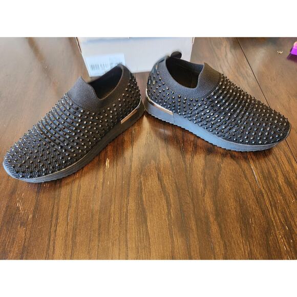 Kenneth Cole Reaction Cameron Jewel Jogger Sneakers Black Size 6.5 Women's - Picture 3 of 12